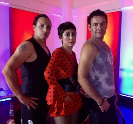 MI NOMBRE ES "MECANO"